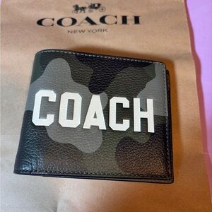 Coach Men's Green Camouflage Leather Wallet